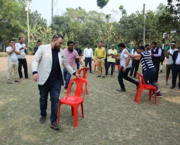 Playing Musical Chair